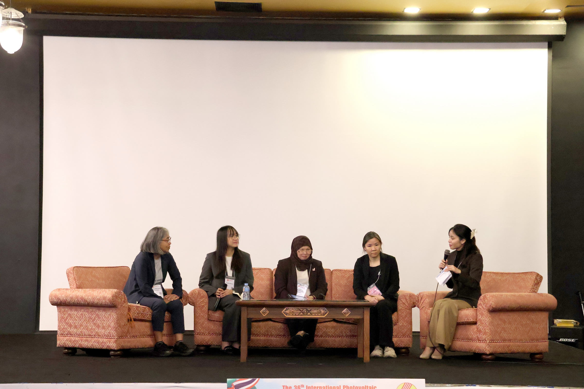 12_Nov_Women_in_PV_5.JPG
